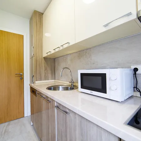 Merak Center Design Apartment