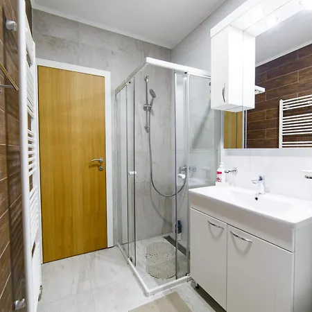 Merak Center Design Apartment *